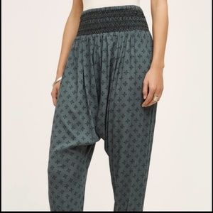 Anthro Hei Hei Harem Print Pants M